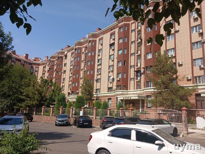 2 xonali kvartira, ЖК Новый Век